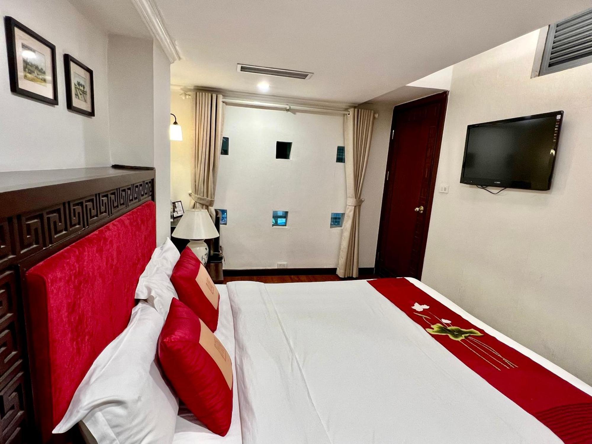 Au Coeur D'Hanoi Boutique Hotel Стая снимка